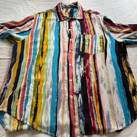 Men's Striped Pattern Button Up Shirt - Picture 10 of 11